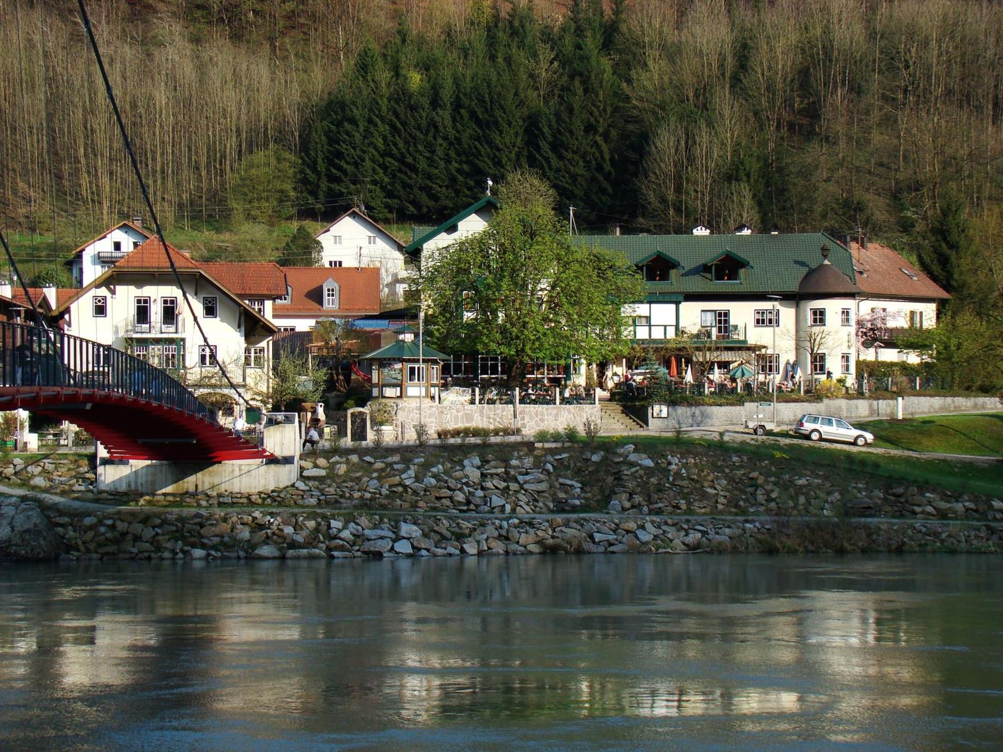 Landhotel Mariensaeule Wernstein am Inn Exterior photo